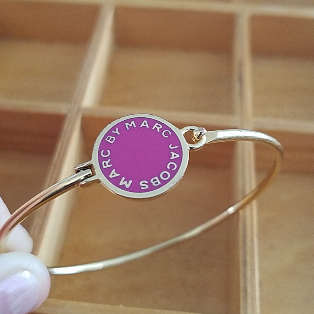 Marc By Marc Jacobs Gold Bangle 22$